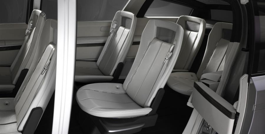  Mazda Washu Concept 2003 года  (фото 2 из 20)
